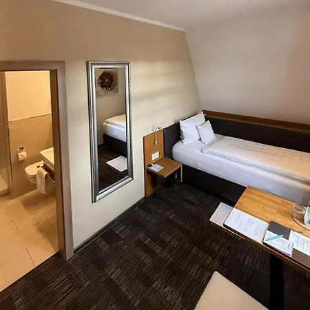 Saline Hotel
